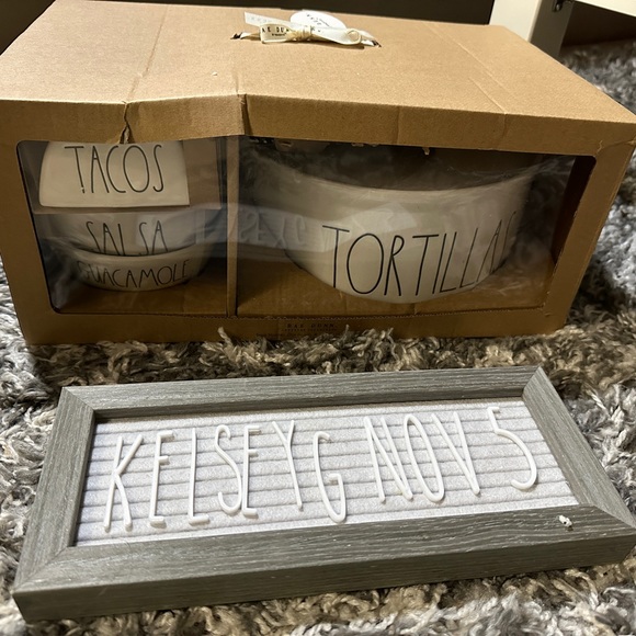 4pc taco set - Picture 1 of 5